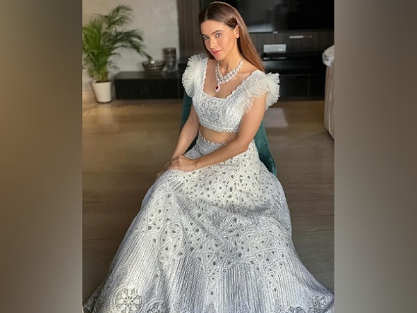 Aamna Sharif In Silver Crop Top- Skirt