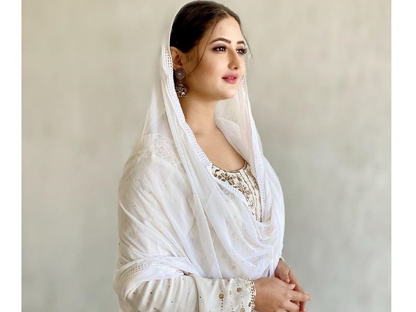 Rashami Desai’s Look In Tamas Poster Rashami Desai’s Look In Tamas Poster