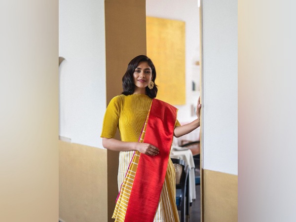 Mrunal Thakur Instagram Mrunal Thakur Instagram