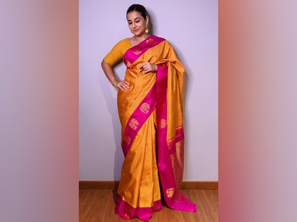 Vidya Balan ln A Mustard Handloom Saree On National Handloom Day