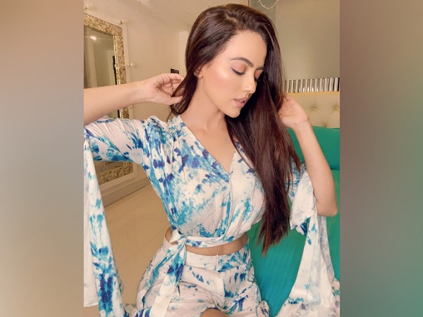 House Party Outfits Ideas For Women