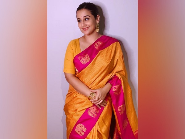 Vidya Balan ln A Mustard Handloom Saree On National Handloom Day