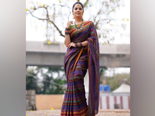 Anasuya Bharadwaj In A Multi-colour Saree