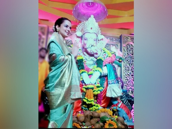 Kangana Ranaut In A Mint-Green Saree For Ganpati Celebration