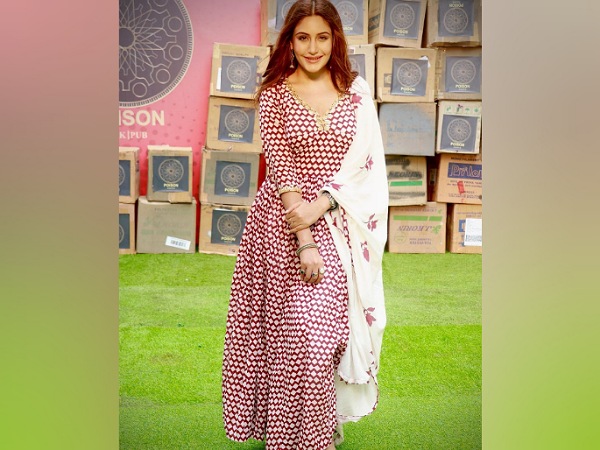 Surbhi Chandna In A Printed Red Kurta Set