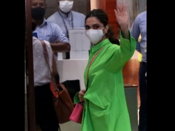 Deepika Padukone Airport Look
