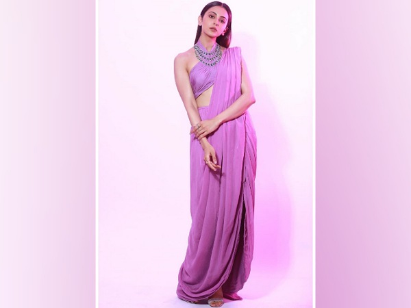 Rakul Preet Singh In A Lavender Saree