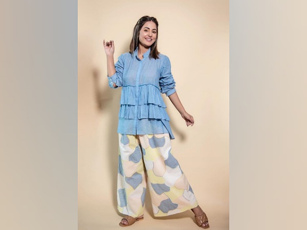 Hina Khan’s Navaratri-Perfect Outfit Hina Khan’s Navaratri-Perfect Outfit