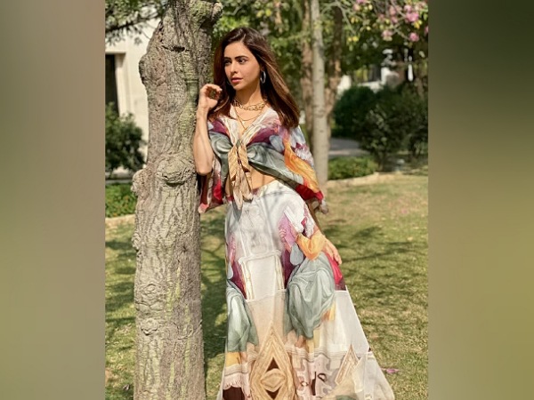Aamna Sharif In A Colourful Crop Top And Skirt
