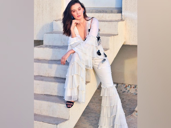 Evelyn Sharma In White Ruffle Separates Evelyn Sharma In White Ruffle Separates