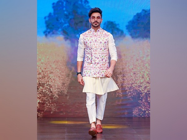 Celebrity Showstoppers From LFW 2020