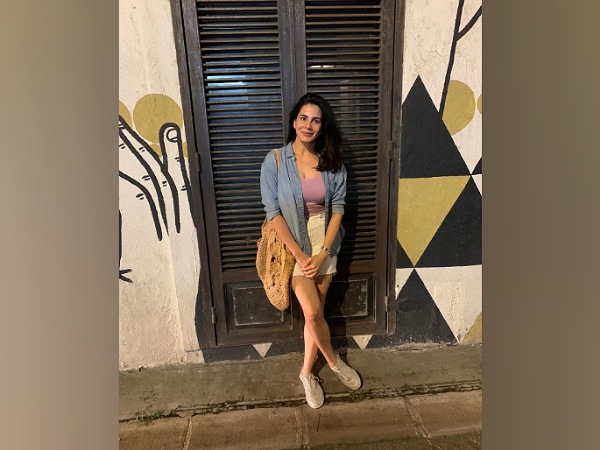 Kirti Kulhari Four More Shots Please