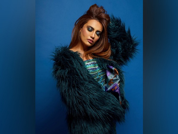 Surbhi Jyotis Blue Eye Make-Up Look