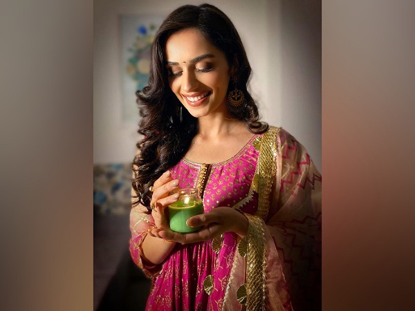 Manushi Chhillar
