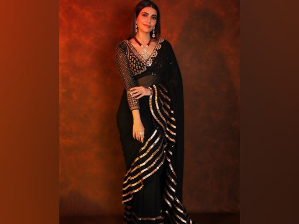 Karishma Tanna In A Black Saree