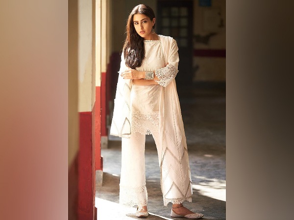 Sara Ali Khan In A White Ethnic Suit