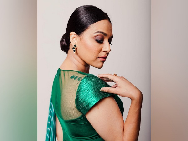 Swara Bhasker’s Hairstyle And Makeup