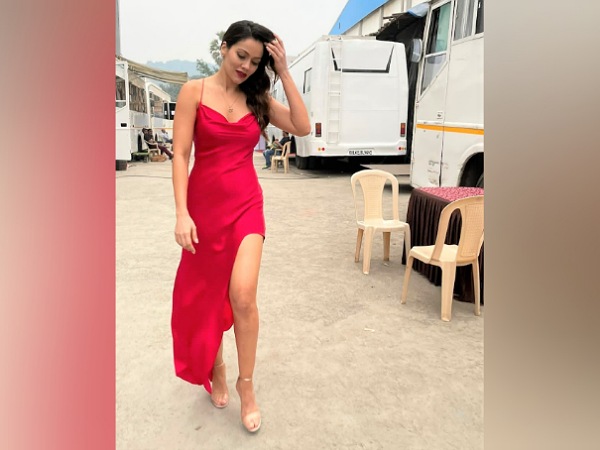 Waluscha De Sousa In A Red Slit Dress
