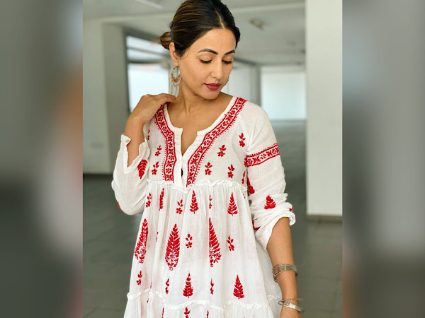 Christmas Gift Idea From Hina Khan