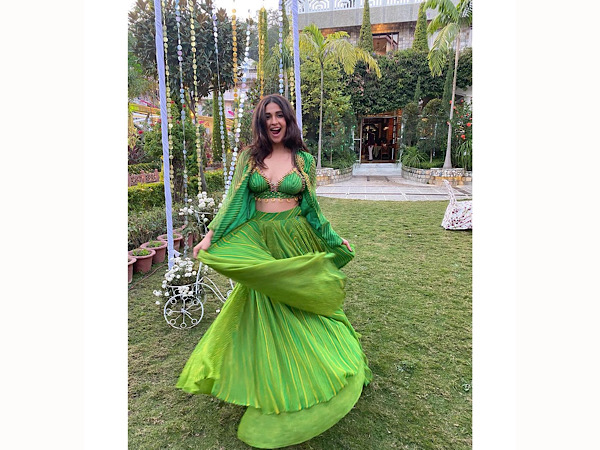 Harleen Sethi Instagram