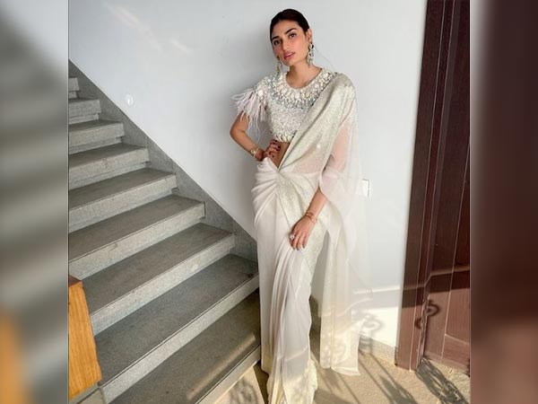 Athiya Shetty Fashion