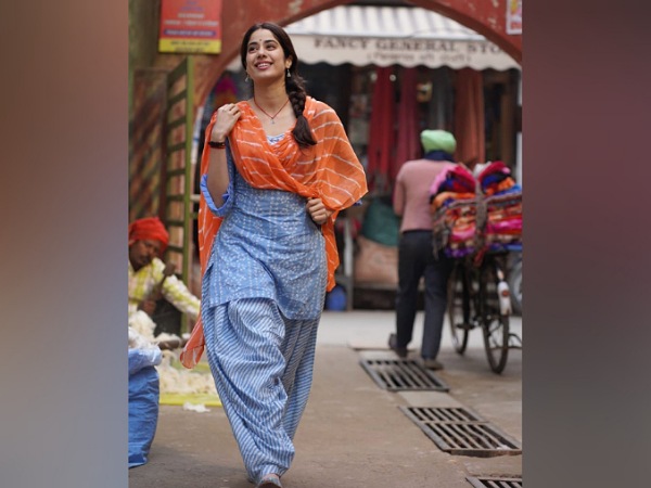 Janhvi Kapoor’s Look In Good Luck Jerry
