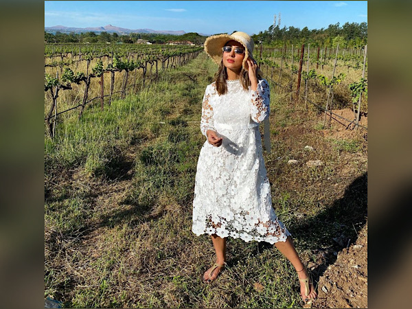 Hina Khan In A White Lace Dress And Hat