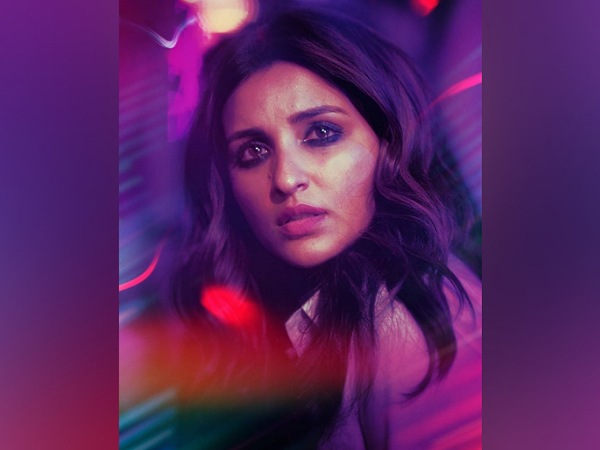 Parineeti Chopra’s Blue Smudged Eyes
