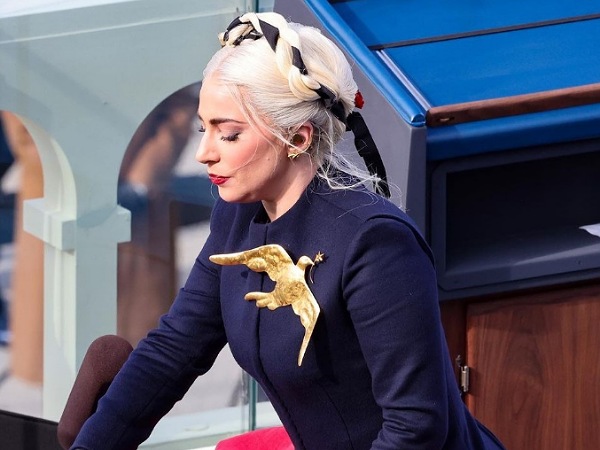 Lady Gaga’s Crown Braid Hairstyle