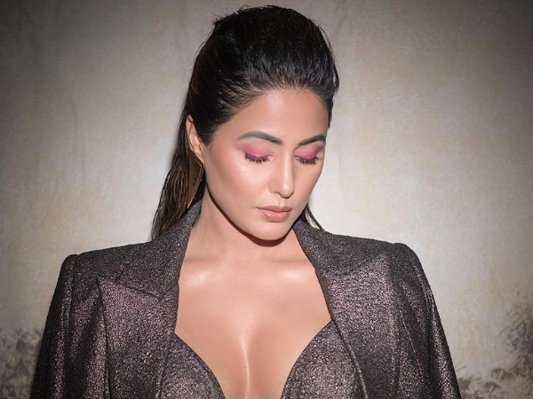 Hina Khan’s Bright Pink Eye Makeup Look Hina Khan’s Bright Pink Eye Makeup Look