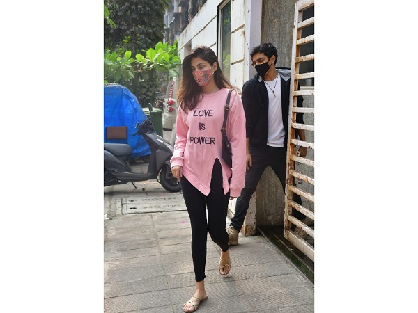 Rhea Chakraborty Slogan T-shirts