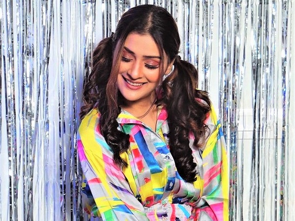 Pink Makeup Look For Valentine’s Day