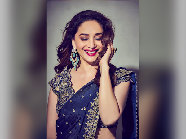 Madhuri Dixit Flaunts Glam Makeup Look Madhuri Dixit Flaunts Glam Makeup Look