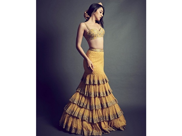 Kiara Advani’s Yellow Polka Skirt Set