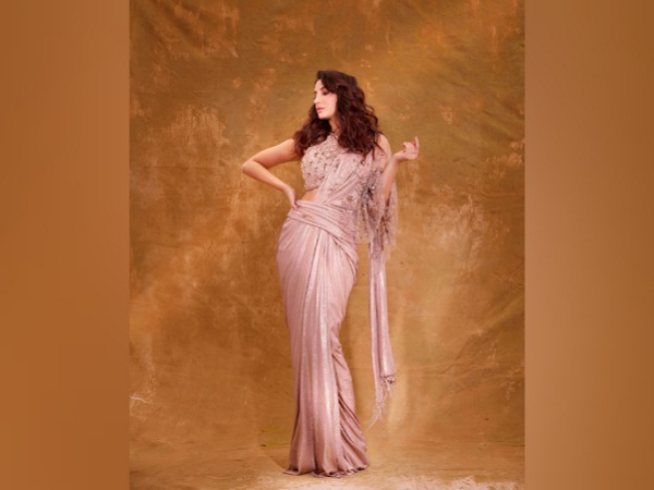 Nora Fatehi Stylish Looks