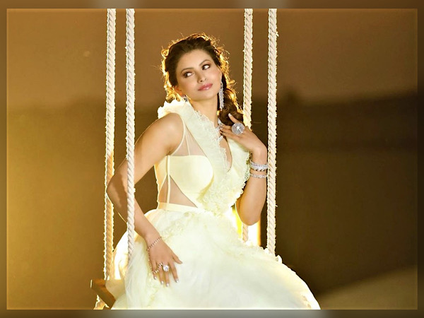 Urvashi Rautela Flaunts Messy Side Braid