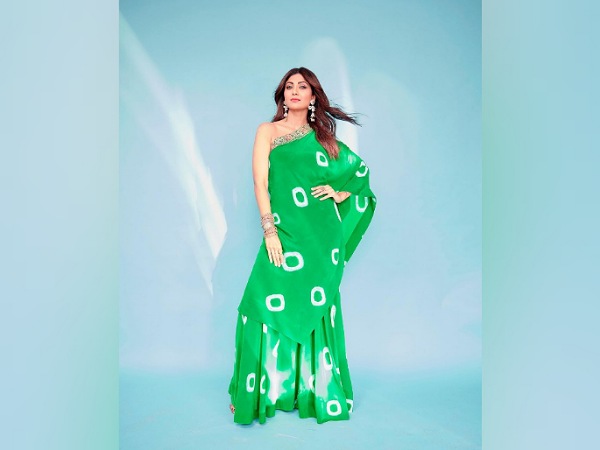 Shilpa Shetty Kundra In A Light-Green Skirt Set