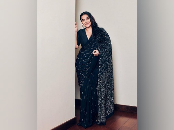 Vidya Balan In A Printed Indigo Saree