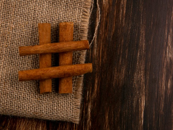 6. Cinnamon (Acne, Hair Fall)