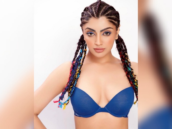 Akanksha Puri’s Stylish Colourful Braids Akanksha Puri’s Stylish Colourful Braids