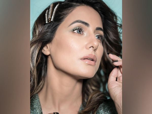 Hina Khan’s Latest Glam Makeup Look