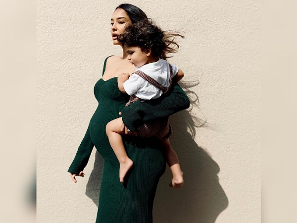 Lisa Haydon In A Green Knitted Dress