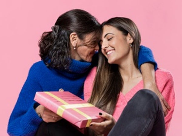 2. Buy Her A Beautiful Gift