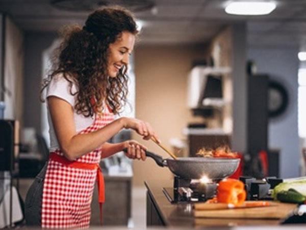 6. Cook Something Really Delicious For Her