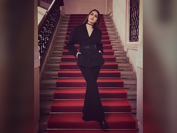 Sonakshi Sinha In A Black Pantsuit