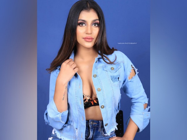 Yashika Aannand’s Pink Makeup Look