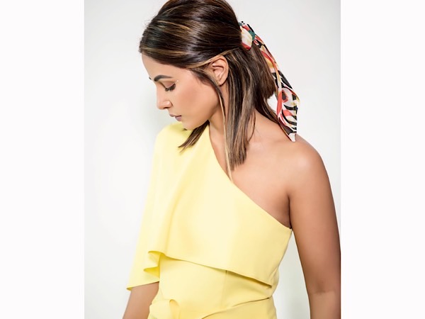Hina Khan’s Makeup And Hairstyle