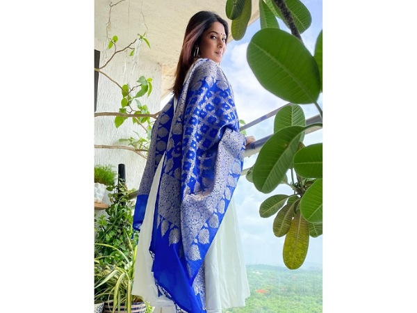 Jennifer Winget Fashion