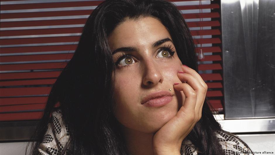 Amy Winehouse was only 19 years old when she signed her first record deal