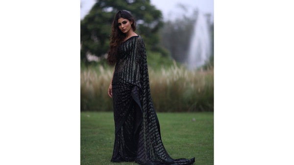 Mouni Roy Fashion